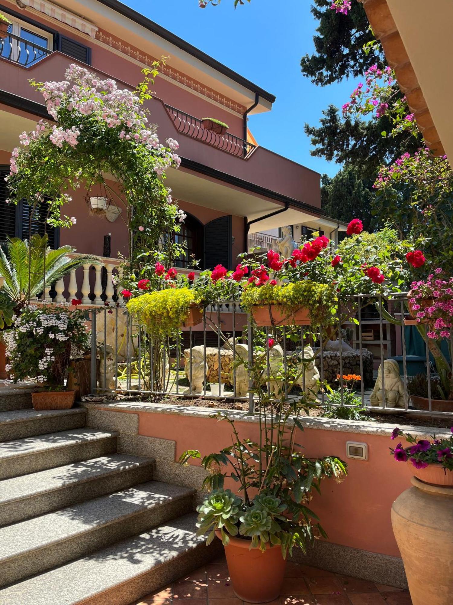 B&B Villa Regina Санта-Доменика Экстерьер фото