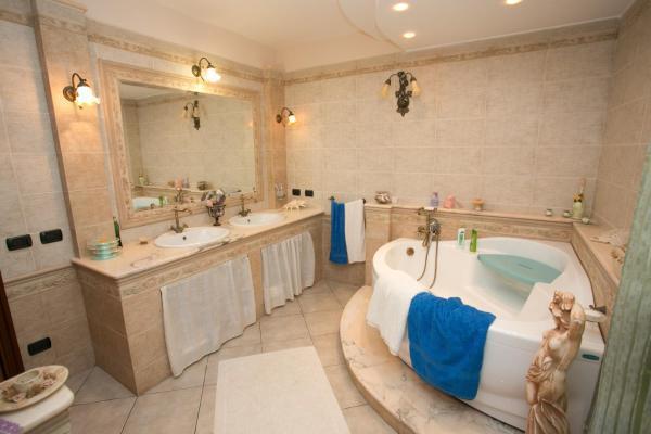 B&B Villa Regina Санта-Доменика Экстерьер фото